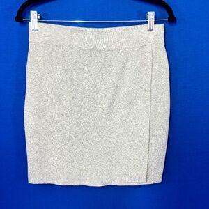 🔥2/$10 |•BCBGENRATION•| Grey Soft Knit Wrap Skirt Size Medium